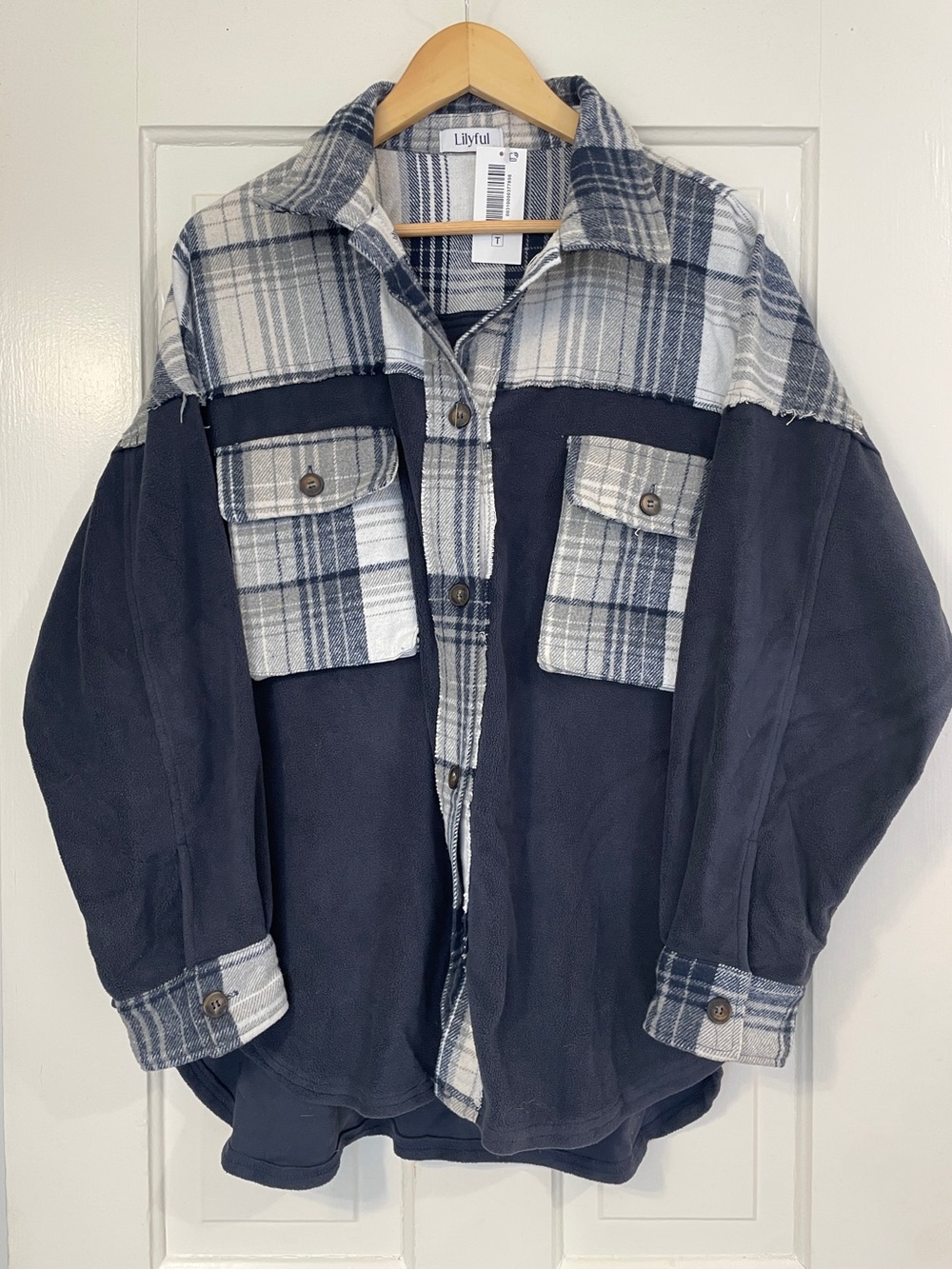 Lilyful Navy and Cream Plaid Fleece and Flannel Oversized Shacket Size Small